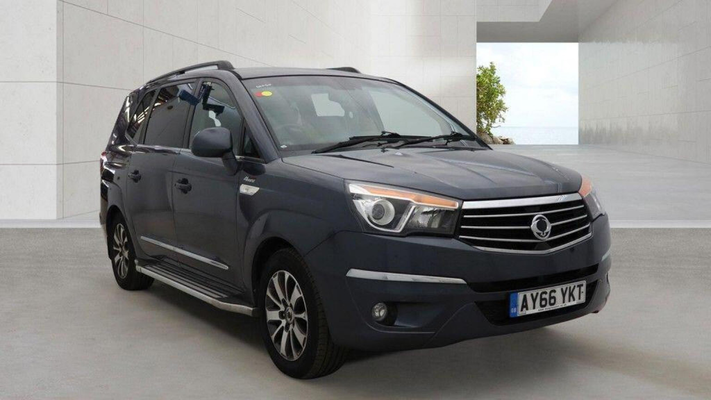 2016 Ssangyong Turismo
