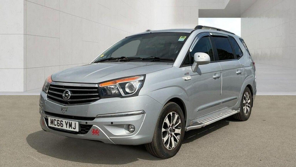 2016 Ssangyong Turismo