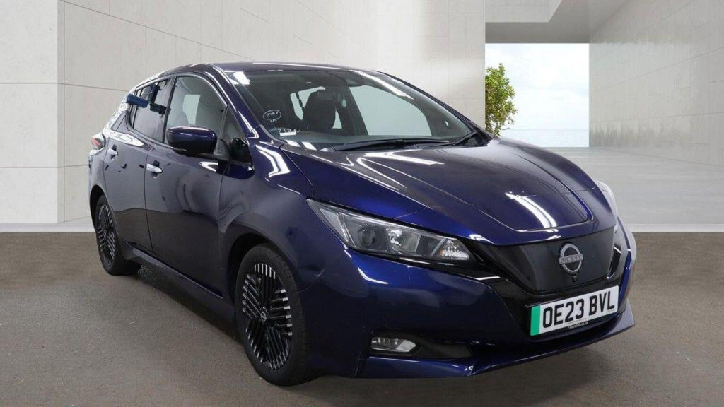 2023 Nissan LEAF